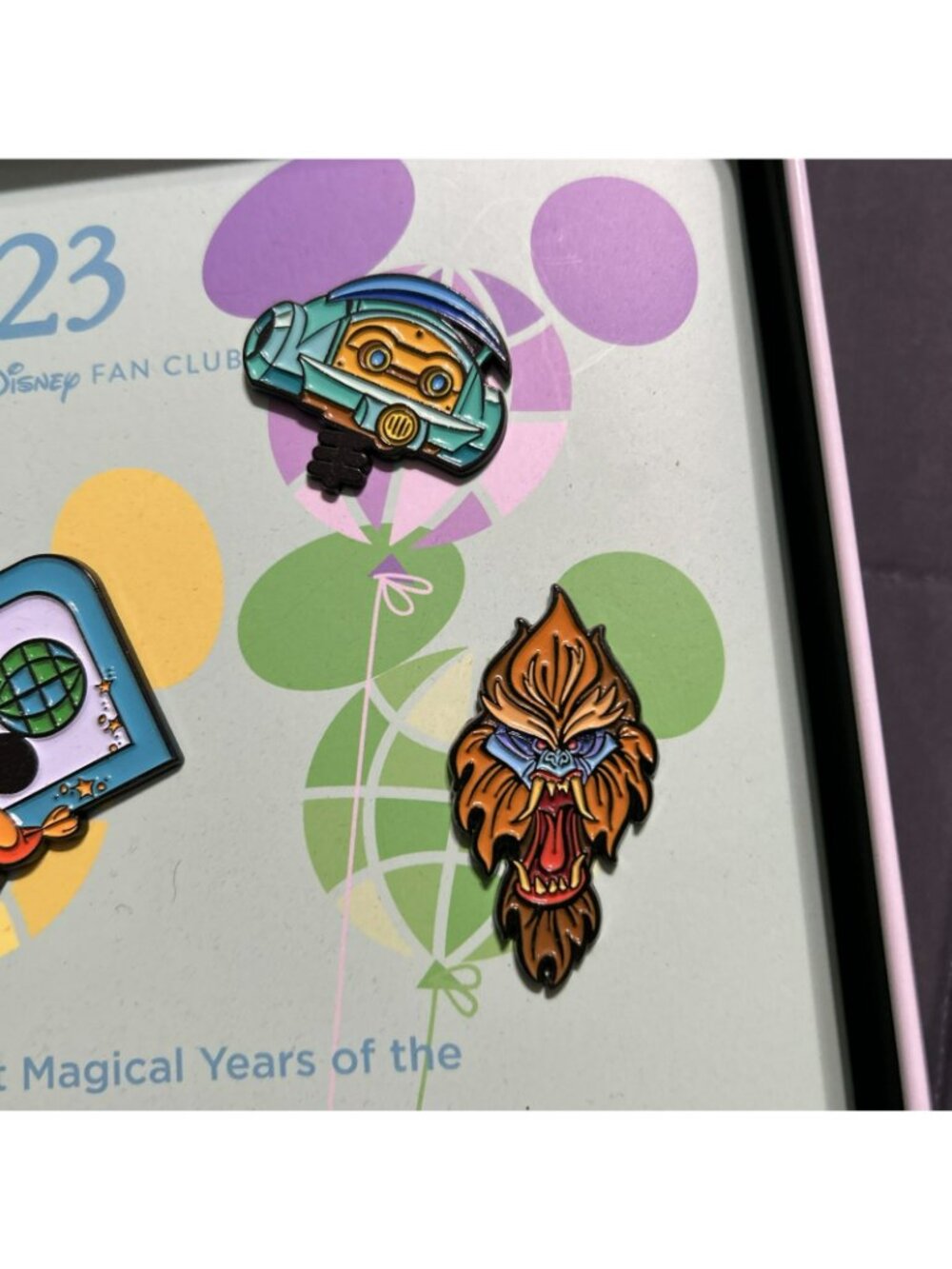 Walt Disney World D23 Collectible Tin & 50th Anniversary Pins Set Multicolor Pre - Picture 5 of 8